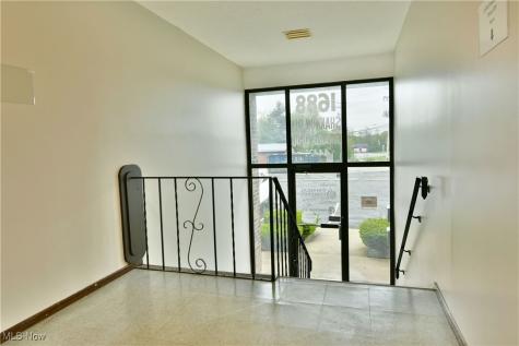 1688 Shannon Road Girard OH 44420