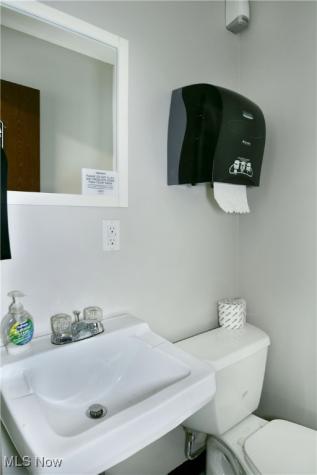 1688 Shannon Road Girard OH 44420