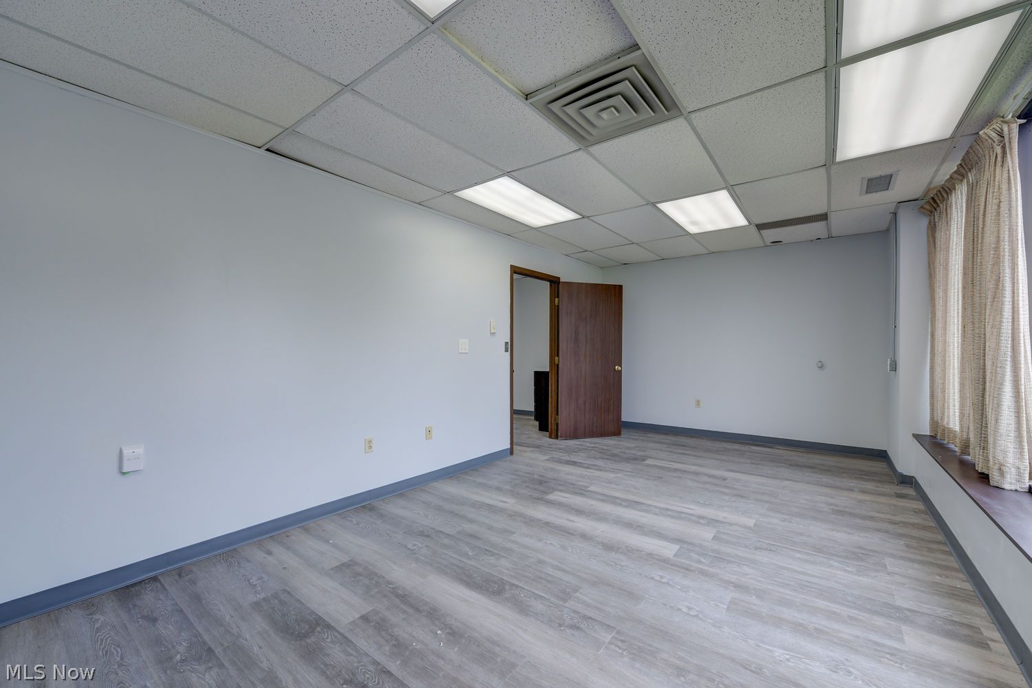 21245 Lorain Road Cleveland OH 44126