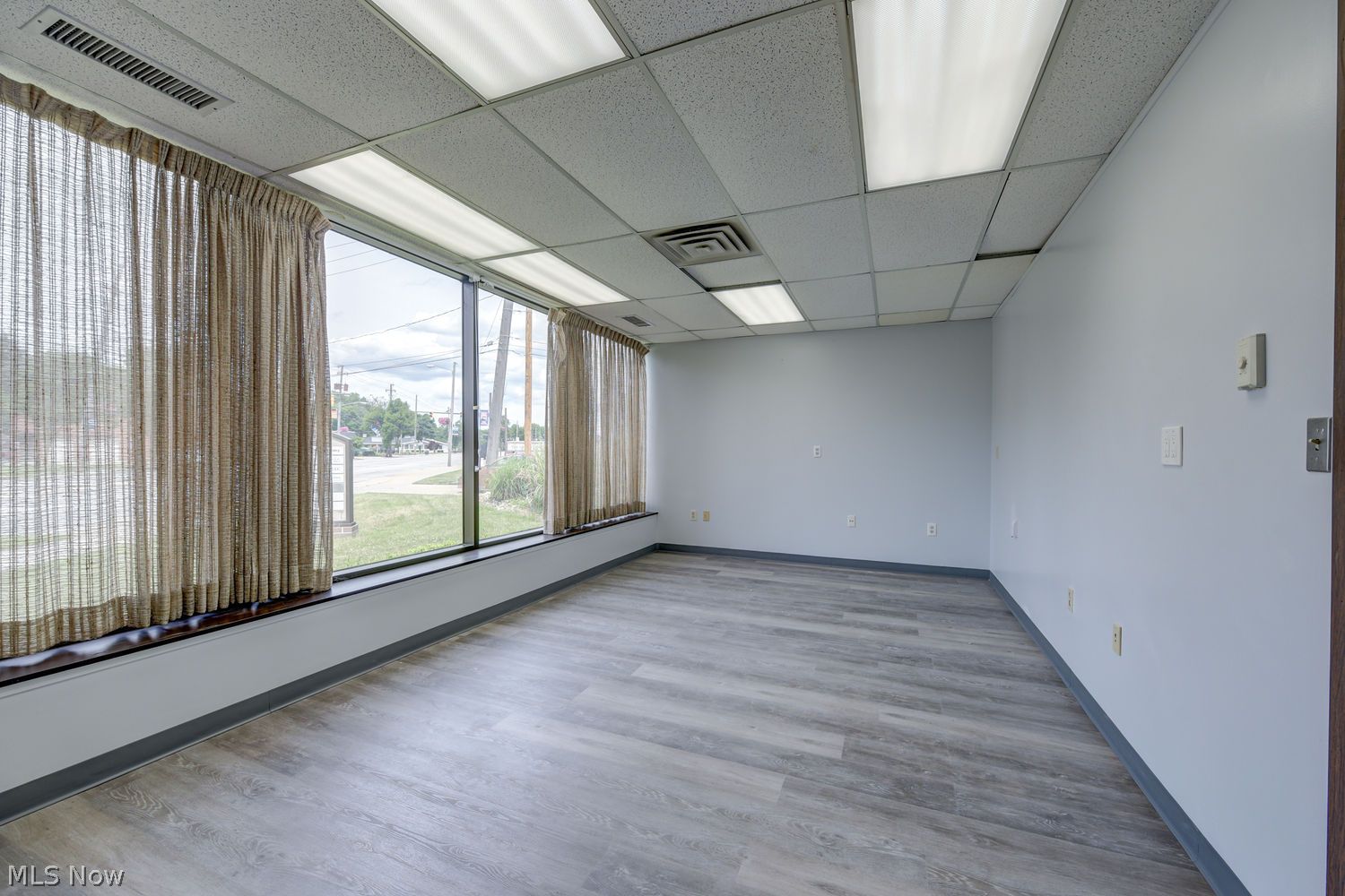 21245 Lorain Road Cleveland OH 44126