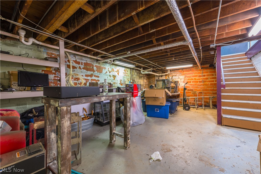 5772-5796 Ridge Road Parma OH 44129