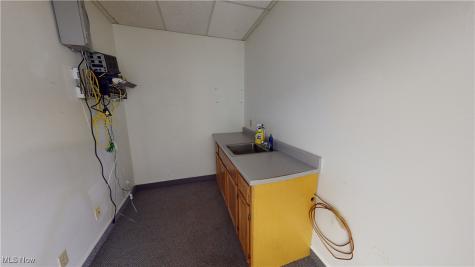 470 Portage Lakes Drive Coventry OH 44319