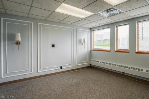 4974 Higbee Avenue NW Canton OH 44718