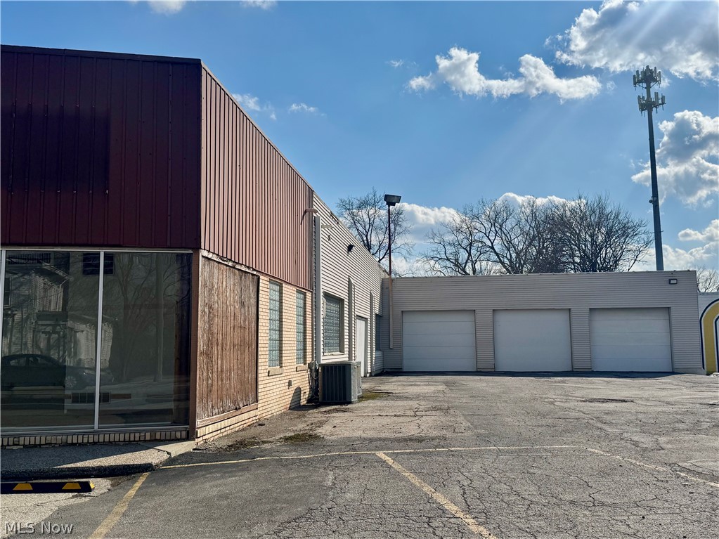 167 Cleveland Street Elyria OH 44035