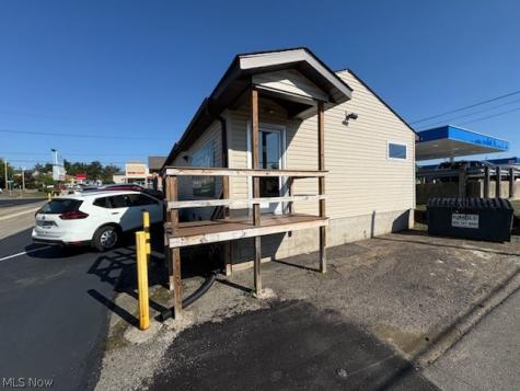 2347 Maple-rear Avenue Zanesville OH 43701