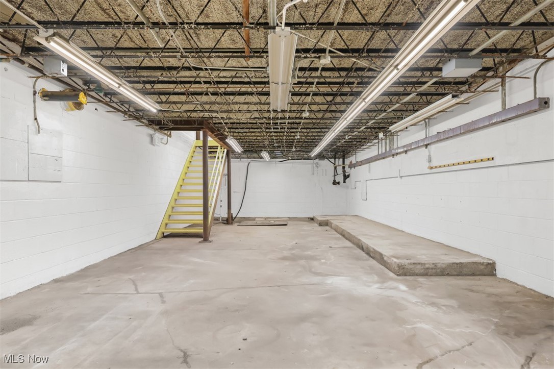 6704 N Ridge Road Madison OH 44057