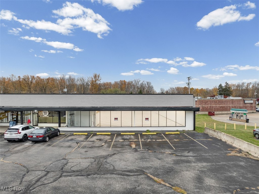 6704 N Ridge Road Madison OH 44057