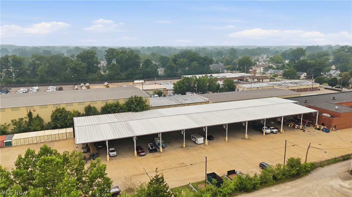 15317 Chatfield Avenue Cleveland OH 44111