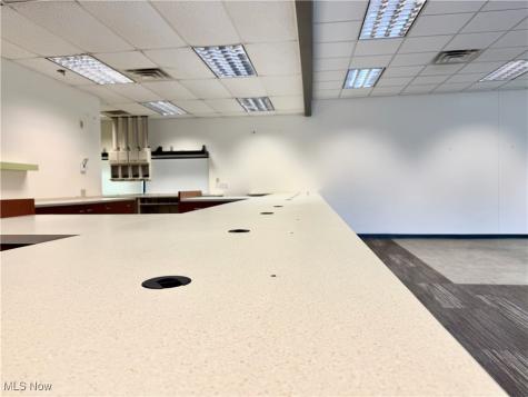 6020 Manchester Road New Franklin OH 44319