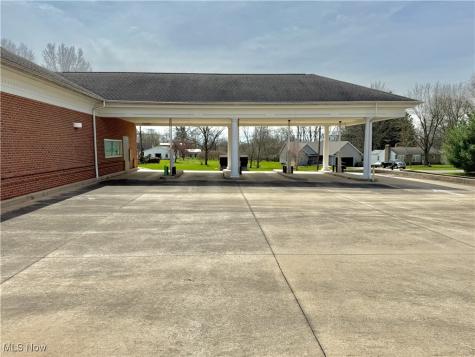 6020 Manchester Road New Franklin OH 44319