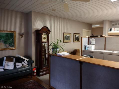 134 Middle Avenue Elyria OH 44035