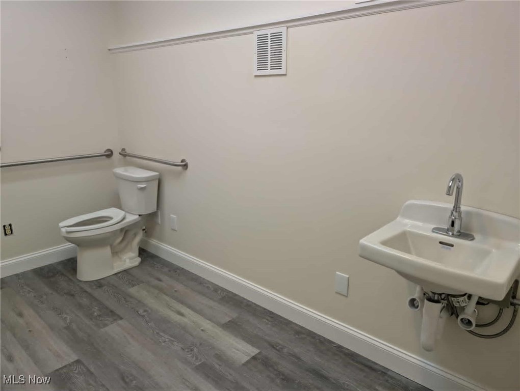 134 Middle Avenue Elyria OH 44035