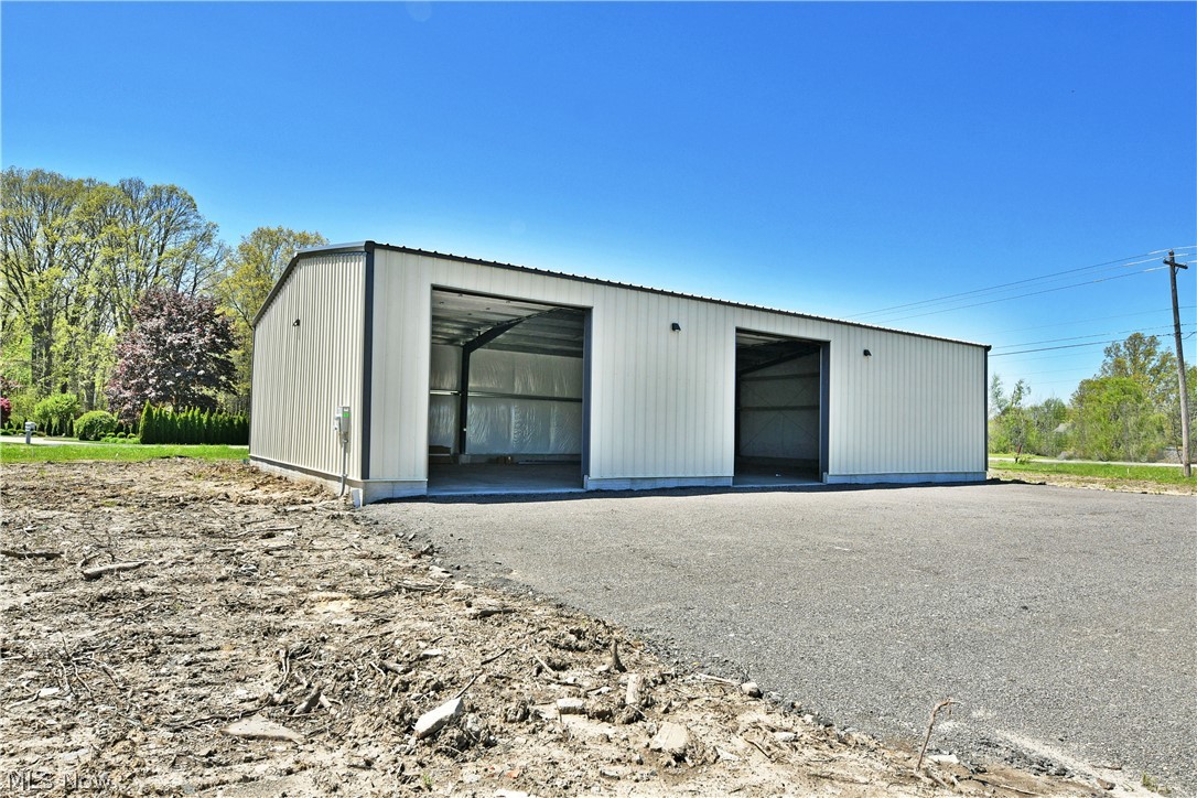 3218 State Route 5 Cortland OH 44410