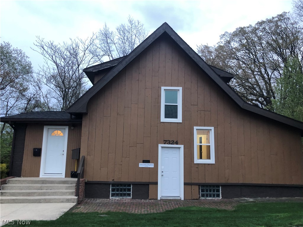 7324 Valley View Drive Independence OH 44131