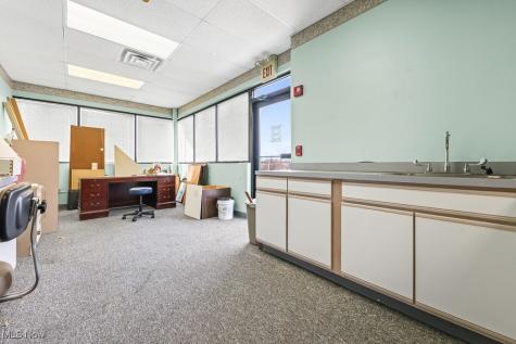 885 S Sawburg Avenue Alliance OH 44601