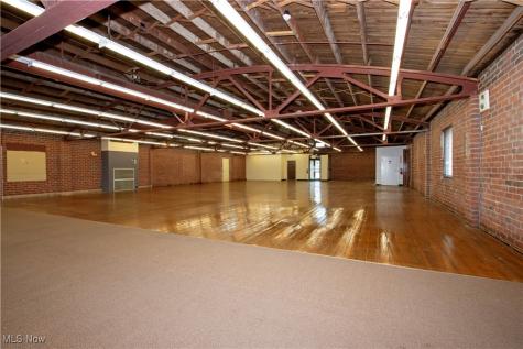 160 S Columbus Avenue Wooster OH 44691