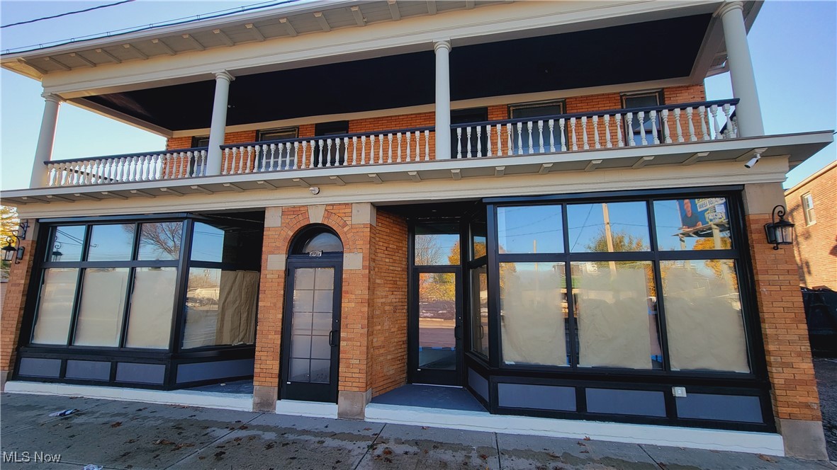 5017 Detroit Avenue Cleveland OH 44102
