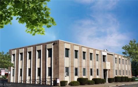 2940 Noble Road Cleveland Heights OH 44121