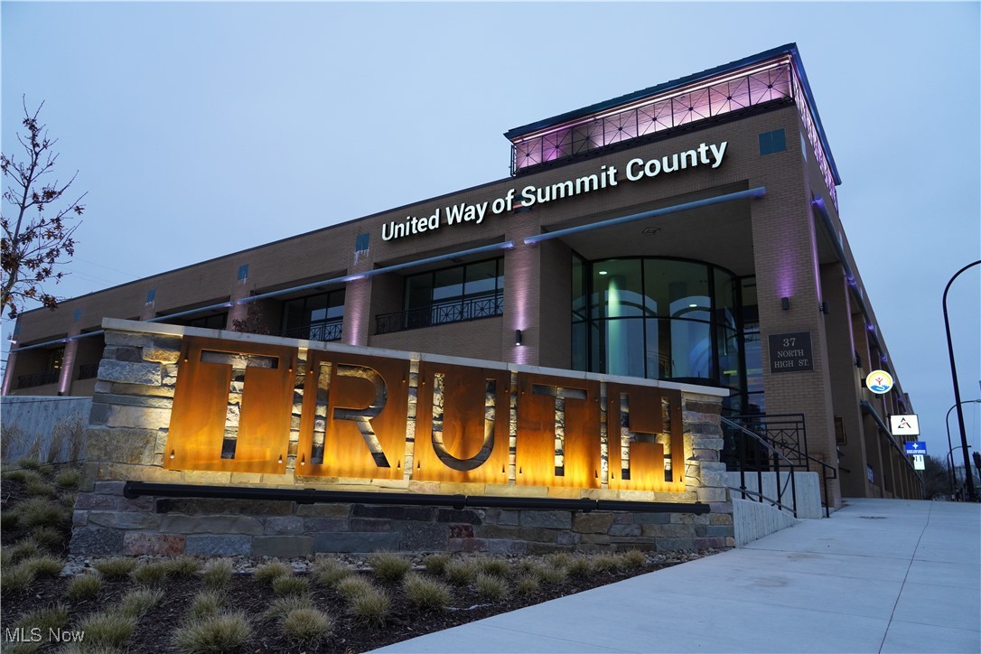 37 N High Street Akron OH 44308