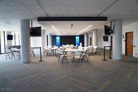 37 N High Street Akron OH 44308