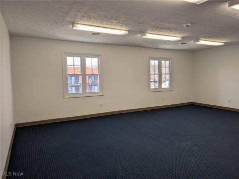 1300 Weathervane Lane Akron OH 44313