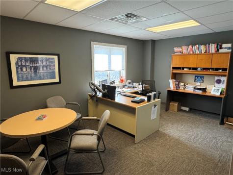 122 Western Avenue Akron OH 44313