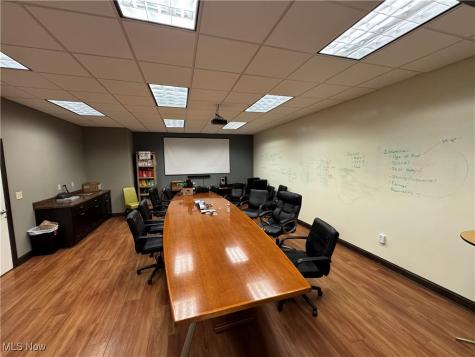 122 Western Avenue Akron OH 44313