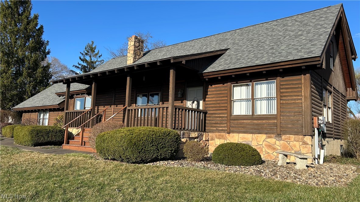 325 N State Street Girard OH 44420