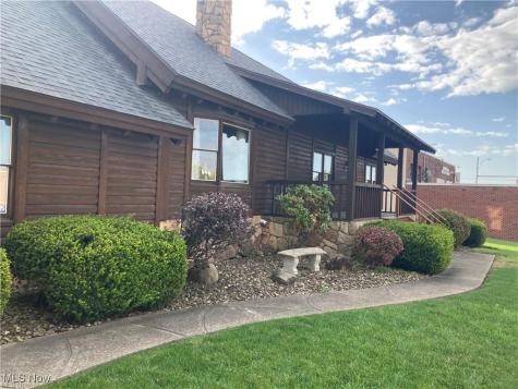 325 N State Street Girard OH 44420