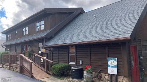 325 N State Street Girard OH 44420