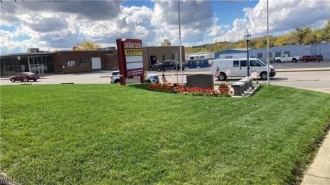 325 N State Street Girard OH 44420