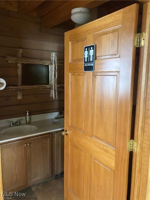 325 N State Street Girard OH 44420