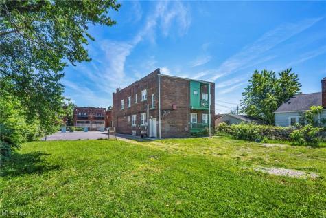 4512 E 131st Street Cleveland OH 44105