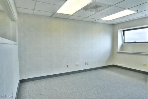 108 Main Avenue SW Warren OH 44481