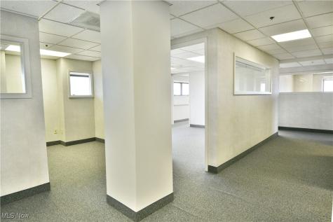 108 Main Avenue SW Warren OH 44481