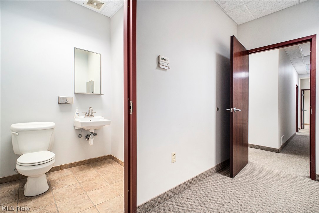 1598 Motor Inn Drive Girard OH 44420