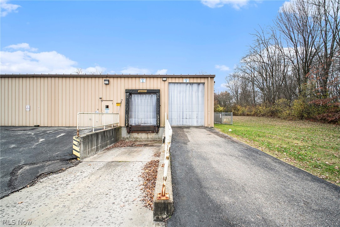 1598 Motor Inn Drive Girard OH 44420