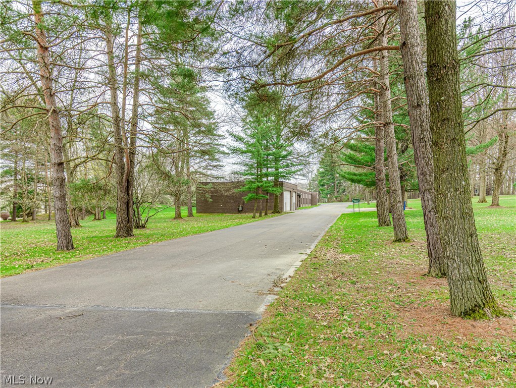 324 Ledge Road Macedonia OH 44056
