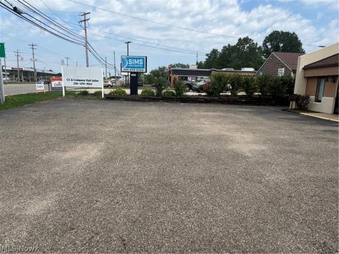 4220 State Route 43 Kent OH 44240