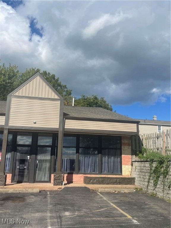 3212 Mahoning Avenue Youngstown OH 44509