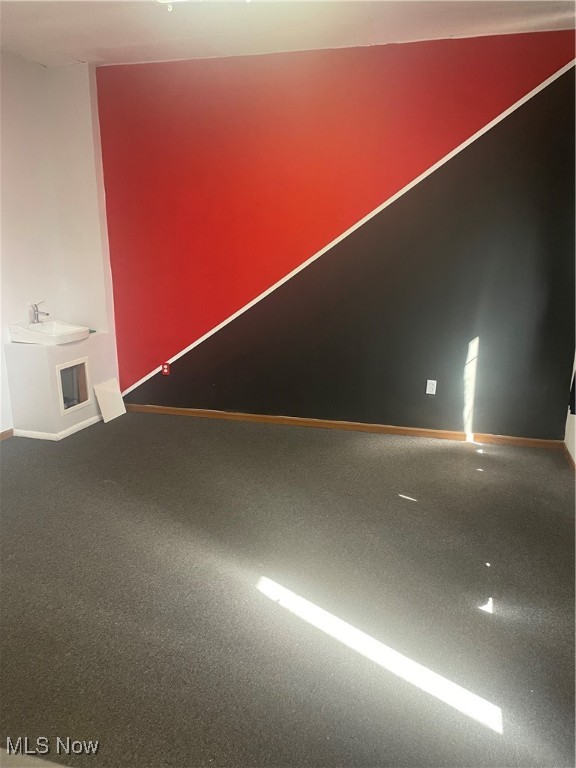 3212 Mahoning Avenue Youngstown OH 44509