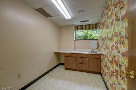 21245 Lorain Road Cleveland OH 44126
