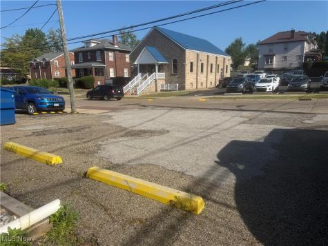 2017 Sunset Boulevard Steubenville OH 43952