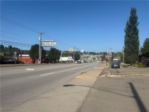 2017 Sunset Boulevard Steubenville OH 43952