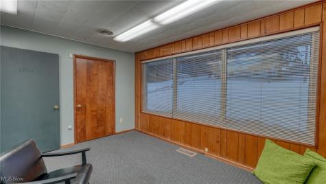 6105 Fairdale Drive Cambridge OH 43725