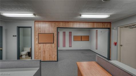 6105 Fairdale Drive Cambridge OH 43725