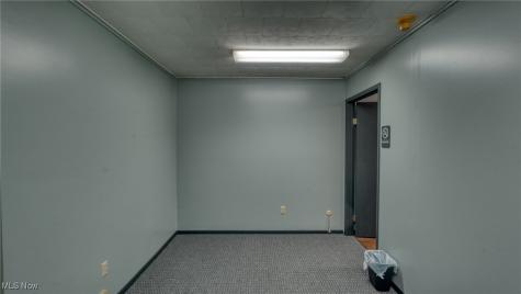 6105 Fairdale Drive Cambridge OH 43725