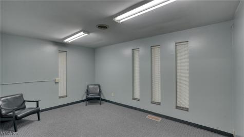 6105 Fairdale Drive Cambridge OH 43725