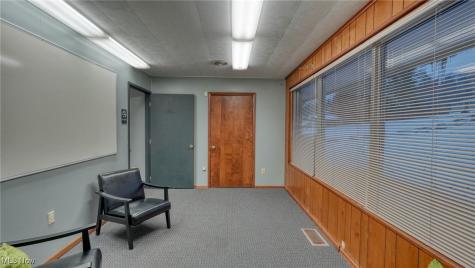 6105 Fairdale Drive Cambridge OH 43725