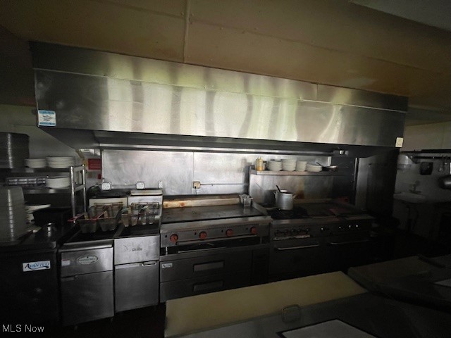 3020 Harrisburg Road NE Canton OH 44705